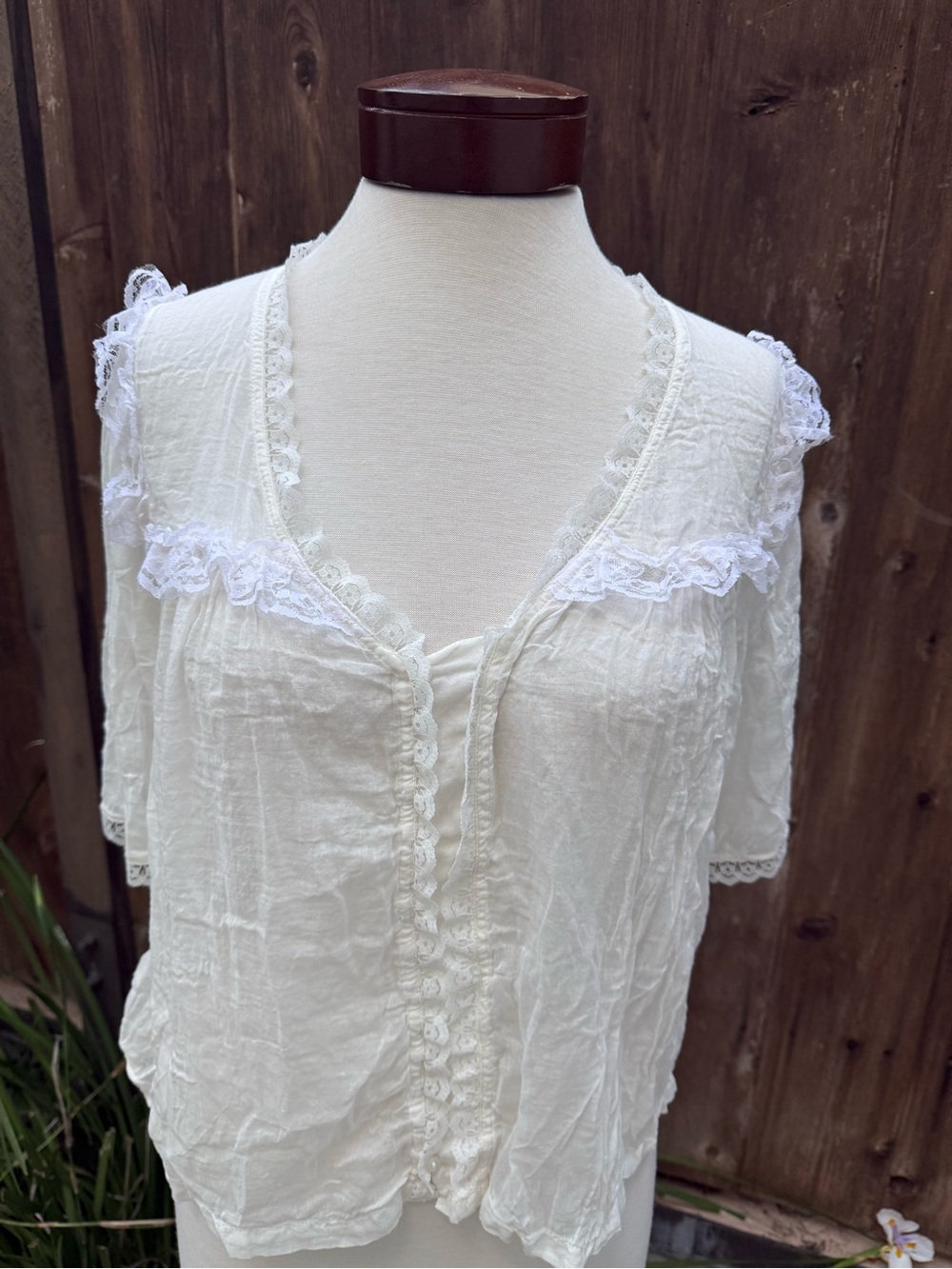 Women’s White Lace-Trim Button Front Blouse
